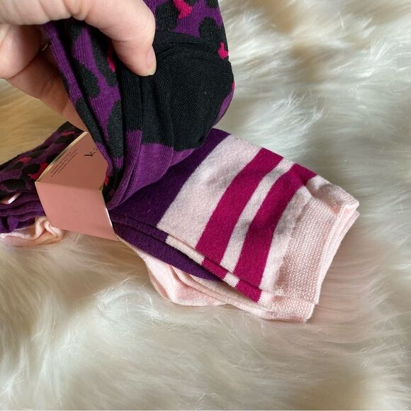 Kate Spade 3 Pairs of Crew Socks Purple Pink Leopard Striped NWT - Picture 5 of 8
